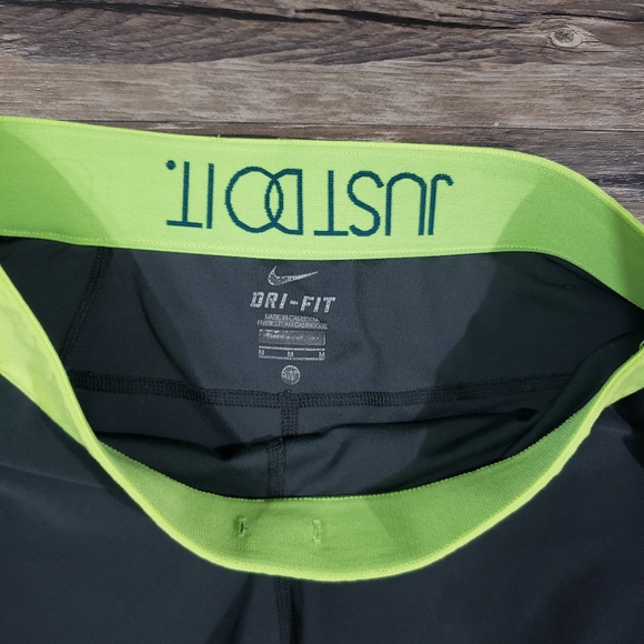 Nike Crop leggings - Picture 4 of 7